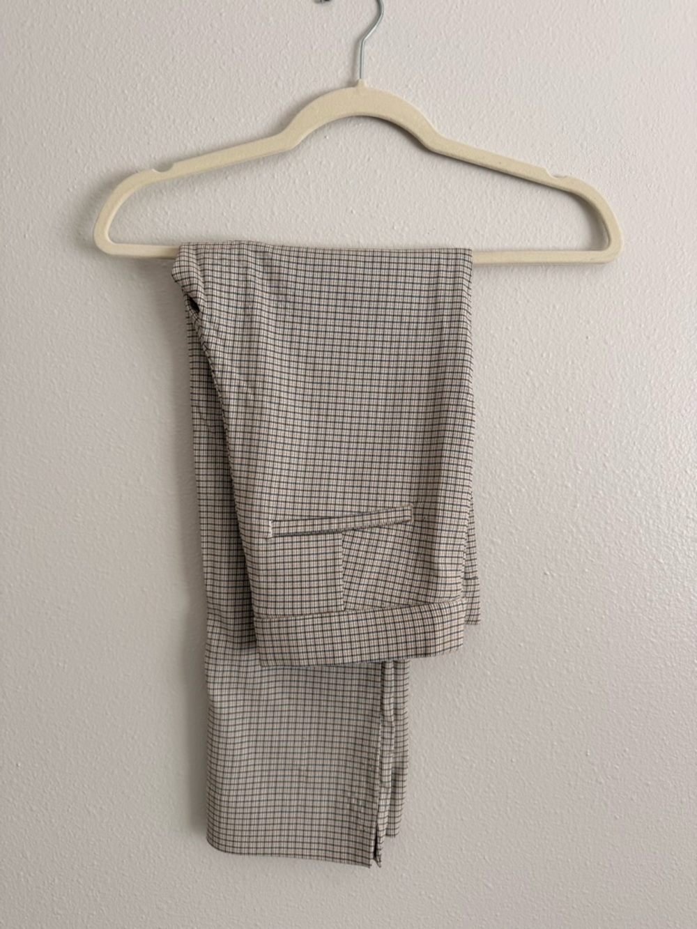Women’s Checked Dress Pants in Beige